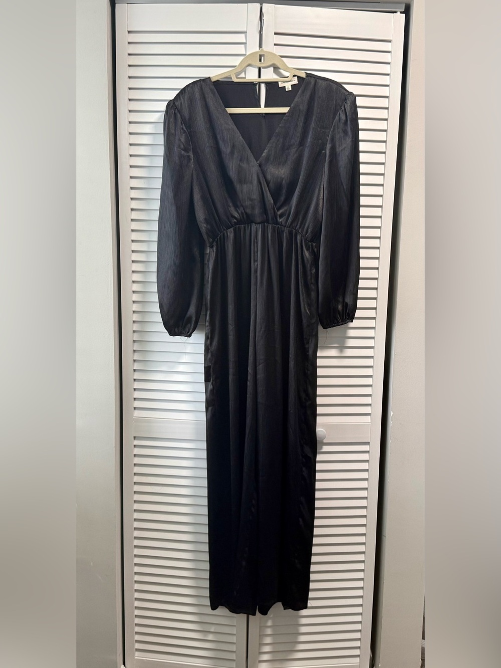 eesome Black V-Neck Long-Sleeve Satin Jumpsuit